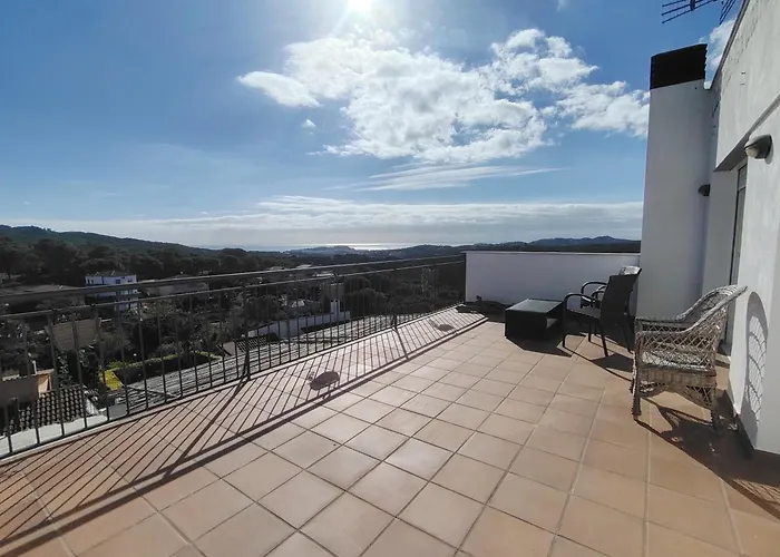 Pura Vida Nyaraló Lloret de Mar