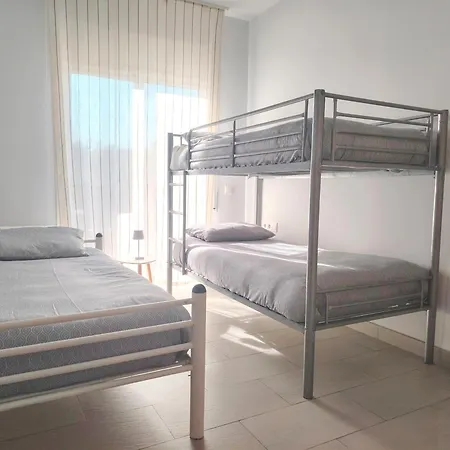 Pura Vida 滨海略雷特